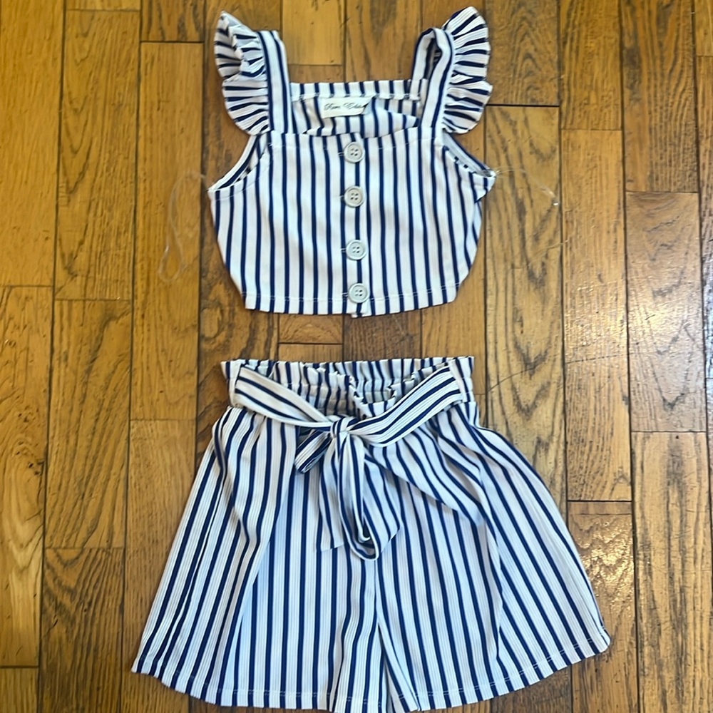 Rare Editions: Girls size 7